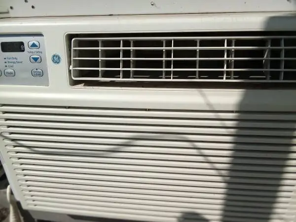 Window air conditioner $125