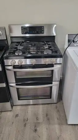 LG gas stove (delivery available)