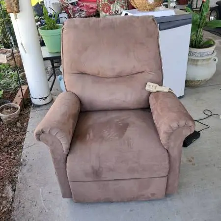 Pride remote controlled recliner