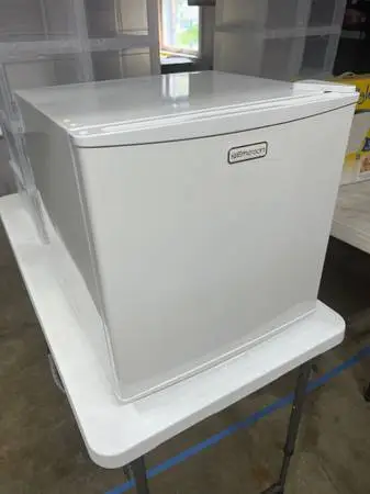 Mini (Dorm) Refrigerator 1.7cuft