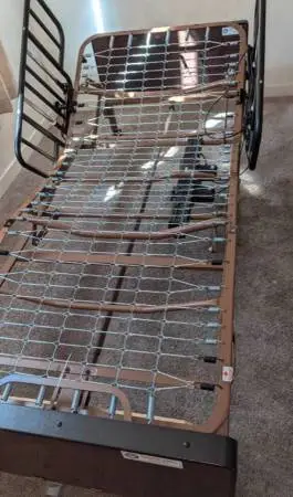 Electric Hospital Bed w/ Safety Bedrails