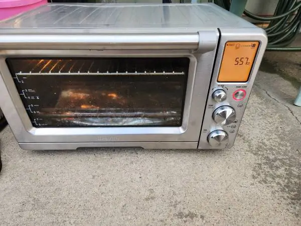 2 BREVILLE TOASTER OVENS