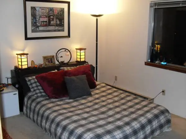 Queen Size Futon with Dania Head Board