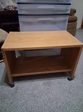 Small Stereo/tv Stand