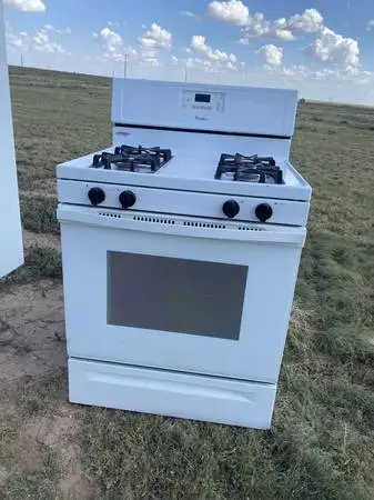 Gas Stove - Whirlpool Oven - Works Perfect