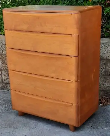 various 1940s to 1060s Heywood Wakefield furniture pieces