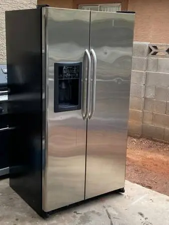 STAINLESS STEEL GE SIDE BY SIDE REFRIGERATOR