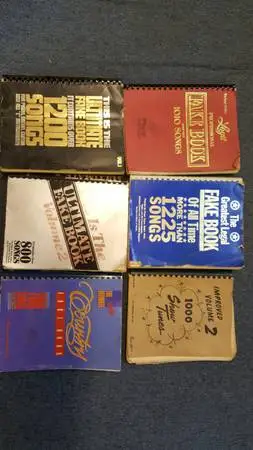 Fake Books - About 1000 Songs Each 🎹🎷