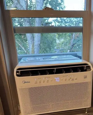 like new Midea U-shape Window AC
