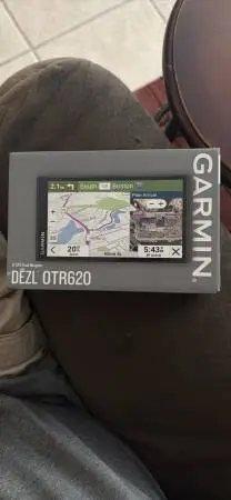 Garmin DEZL OTR620 new in box