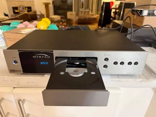Myryad MDV200 High-end Audiophile grade DVD/CD Player