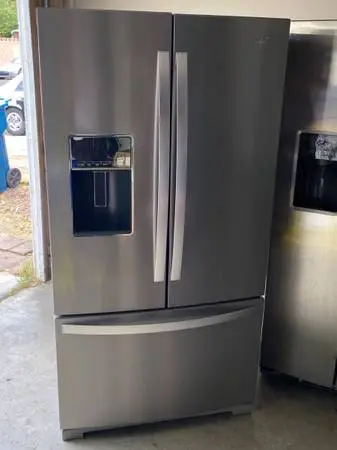 WHIRLPOOL FRENCH DOOR REFRIGERATOR