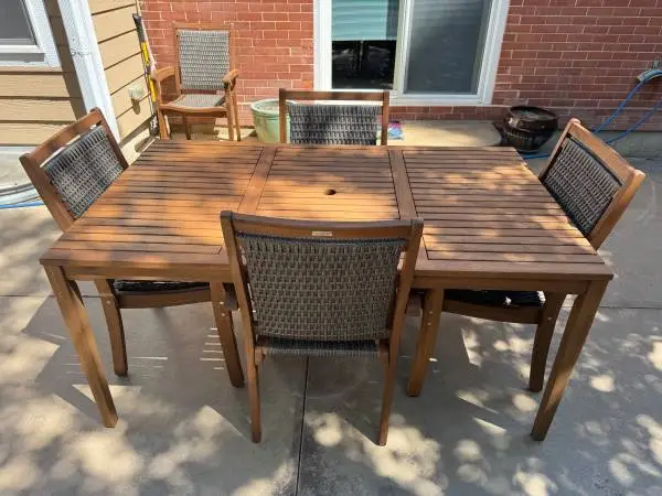 Outdoor dining set - brand new
