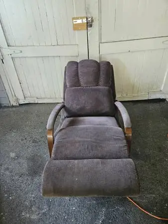 Lazy Boy Power Rocker Recliner