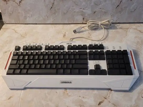 ASUS Cerberus USB Gaming Keyboard PC (Wheeling)
