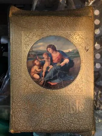 Gorgeous Catholic Bible Lots of Colored Images 1957 $175 OBO