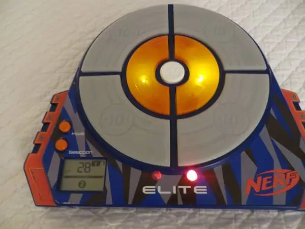 NERF Elite Electronic Digital Target w/Lights & Sounds Dart Mega Ultra