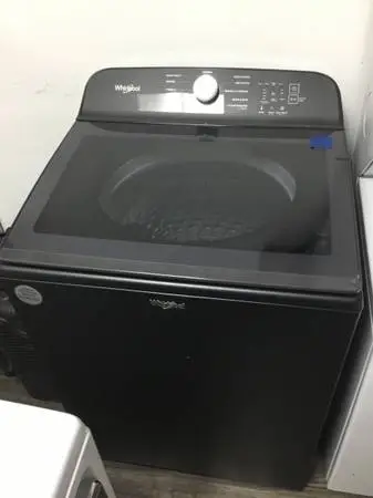 Black Whirlpool Washer like new