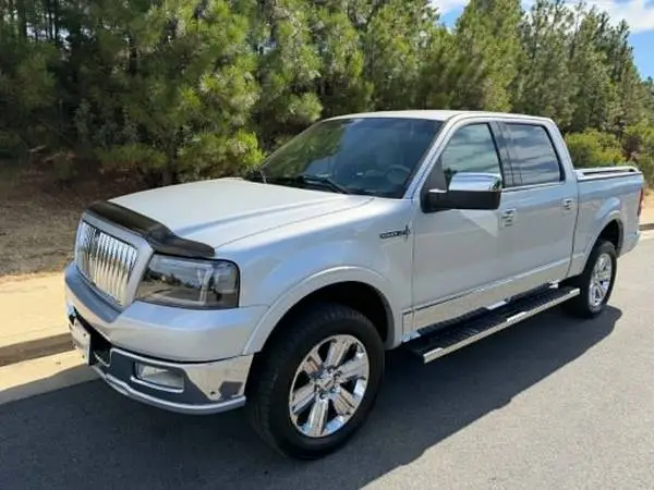 2006 Lincoln Mark LT 4X4 Crew Cab. 1 Owner 80K original miles