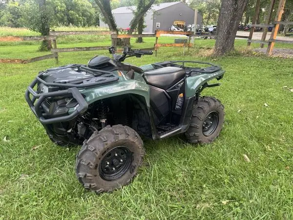 2024 Can Am Outlander PRO HD7