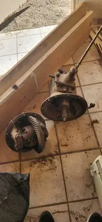 1927 REO tranny and gears