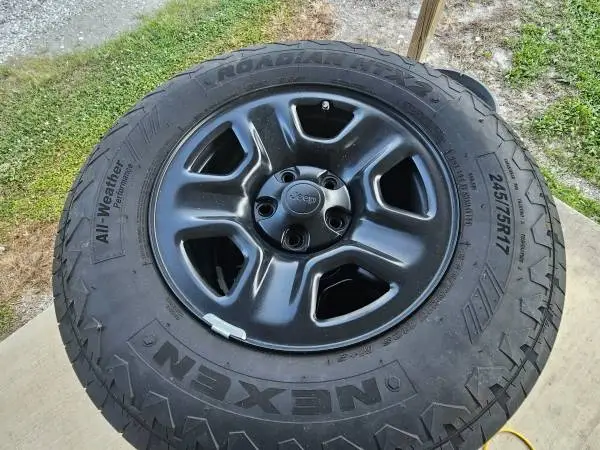 Jeep tires and wheels