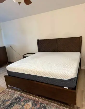 Ashley Arkenton Eastern King bedroom set ( credit cards Accepted )