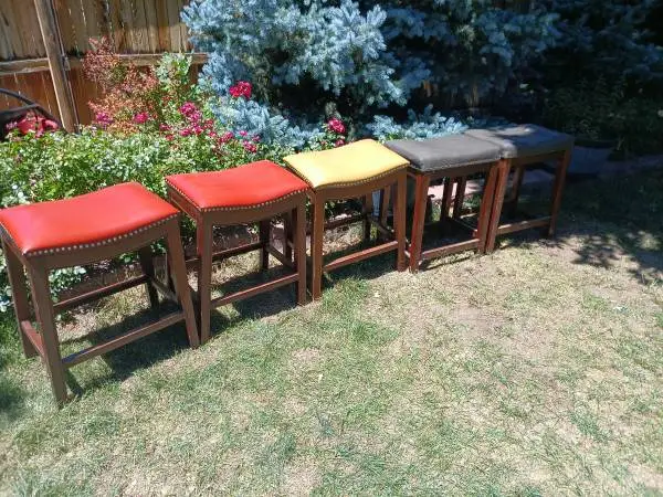 Set of 5 Bar Stool Chairs Red Cream Gray 19 x 13 x 24