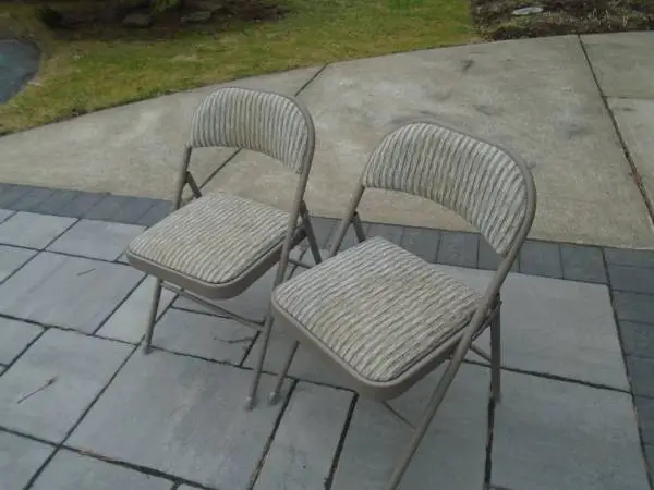 Samsonite Deluxe Folding Chairs