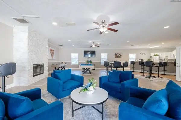 Clubhouse, Tennis Court, Outdoor Kitchen