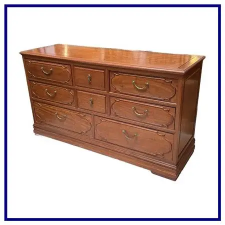 Rosewood Eight-drawer Dresser