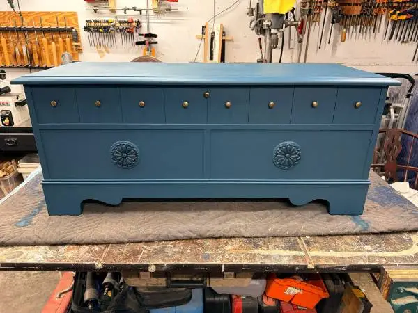 Vintage Cedar Chest in Immaculate Condition- LOCK DISABLED DO NOT FLAG
