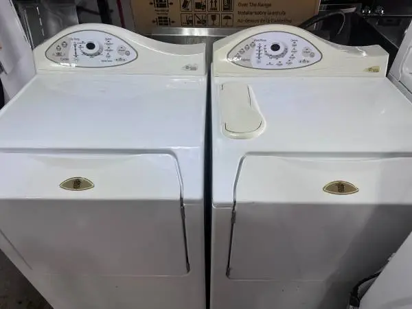 Washer and dryer Maytag