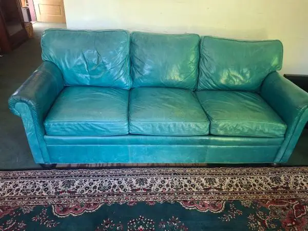 Green leather Ethan Allen couch! Nice!