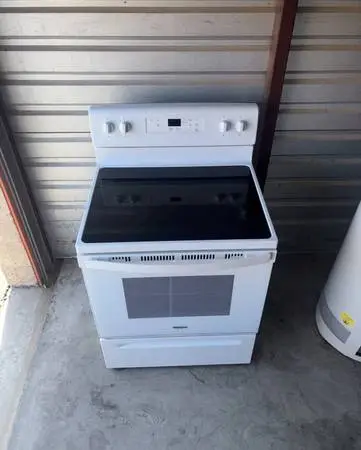 White Whirlpool Flat Top Electric Stove Oven Range