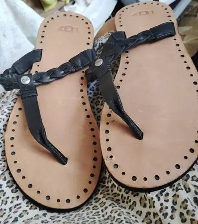 🩴Ugg Bria Womens Black Braided Leather Slide Sandals- Size 8