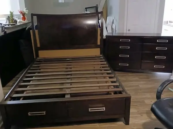 Queen sized master bed frame/dresser