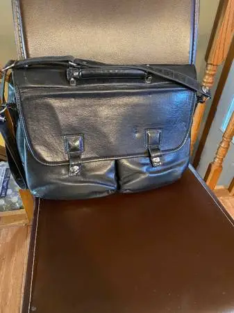 SPINNEYBECK BLACK LEATHER BRIEFCASE / BAG