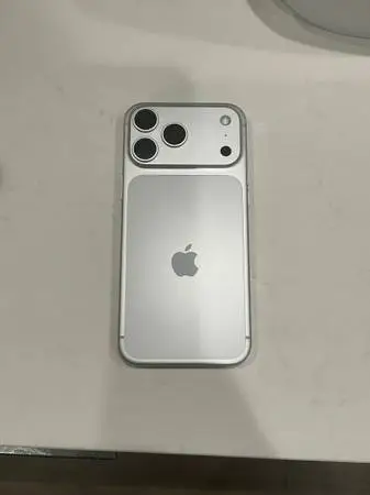 iPhone 17 Pro Max Silver 512 GB Unlocked eSIM US