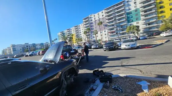BrakesOil CHANGES$30 TRANS FLUSHES$$150 CLUTCHES MOBILE MECHANIC