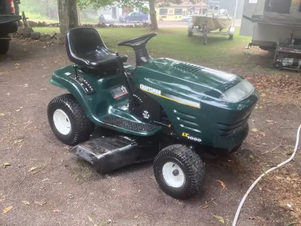 Lawn Tractor