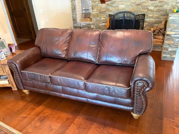 Leather Sofa and Recliners
