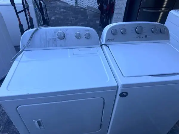 Washer and dryer Whirlpool