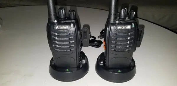 USB-C rechargeable Walkie talkie with Charger dock