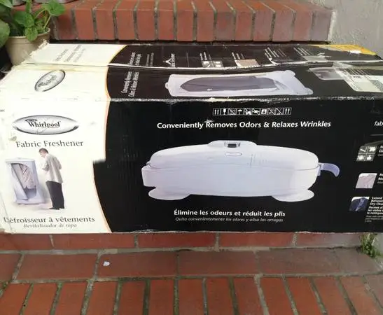 Whirlpool Fabric Freshener LRF4001RY1 Steamer Excellent