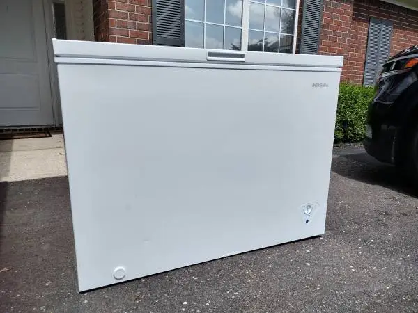 Insignia Freezer NS-CZ10WH6