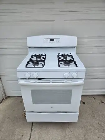 Clean GE 30 (Natural) Gas Stove Range Oven WORKS GREAT