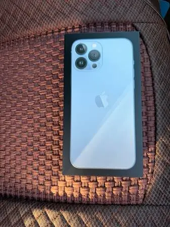 iPhone 13 Pro Max 256 GB Excellent Condition - Unlocked