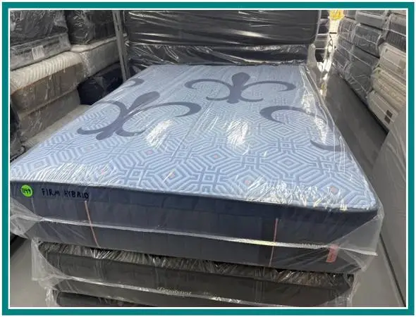 Queen Size Stearns & Foster Lux Estate Hybrid Mattress & Box Bed Set
