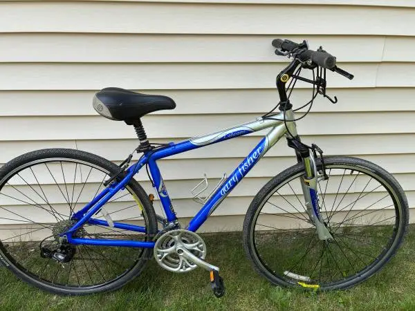 2004 Gary Fisher Zebrano Hybrid Bike w/ 17.5 frame
